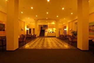 Esplanade Swiss Quality Hotel Давос Экстерьер фото